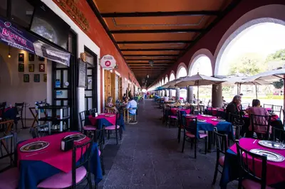 Un restaurante o sitio para comer en Hotel Santa Rosa