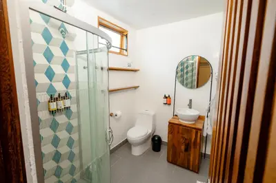 Un baño de Hotel Boutique Casa de Arte