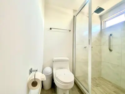 Un baño de Aldea del Bazar