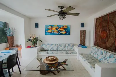 Zona de estar de Condominio Gaudi