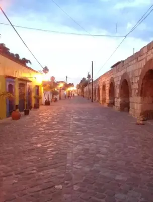 El barrio de los alrededores o un barrio cerca de esta habitación en casa particular