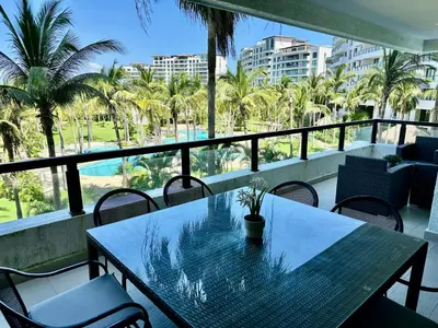 Un balcón o terraza de Departamento totalmente nuevo en la Isla Residence Acapulco