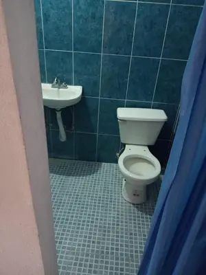 Un baño de Lodging and camping the island