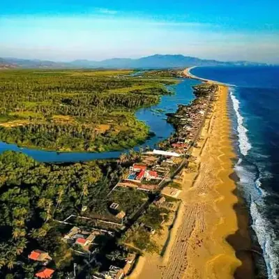 Casa Laguna