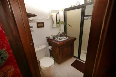 Un baño de Krishna by Majikal B&B