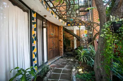 Jardín al aire libre en Krishna by Majikal B&B
