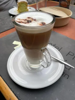 Bebidas en Hotel Plaza Iberia