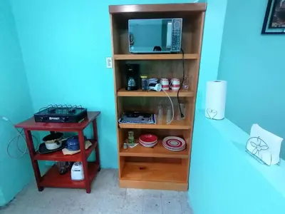 Una cocina o zona de cocina en DEPARTAMENTO CERCANO AL AEROPUERTO T2, A 2 CALLES