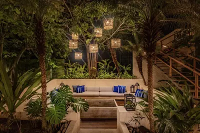 Jardín al aire libre en Hotel Casa Bocana