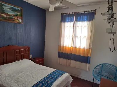 Cama o camas de una habitación en Casa Refugio Budget House 8 Rooms & 9 Bathrooms