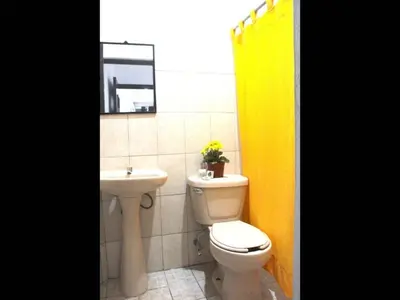 Un baño de Double room for a Couple