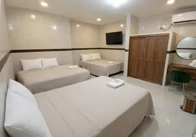 Una televisión o centro de entretenimiento en Hotel Puerto Real-Minatitlán