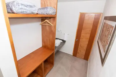 Un baño de Hotel Danini