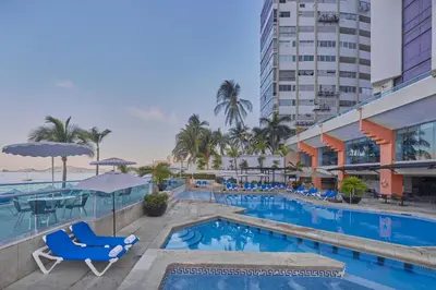 Piscina en o cerca de Copacabana Beach Hotel Acapulco