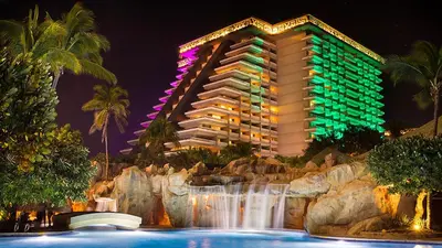 Piscina en o cerca de Princess Mundo Imperial Riviera Diamante Acapulco