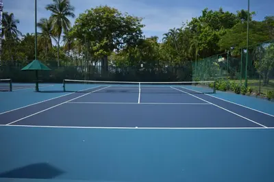Instalaciones para jugar a tenis o squash en Pierre Mundo Imperial Riviera Diamante Acapulco o alrededores