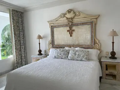 Cama o camas de una habitación en VILLA JADE LUXURY FULL SERVICE STAFF VILLA