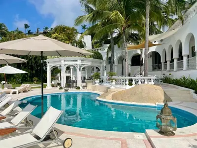 Piscina en o cerca de VILLA JADE LUXURY FULL SERVICE STAFF VILLA