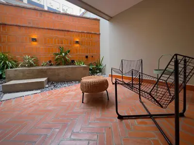 Zona de estar de Estacion Alameda Downtown