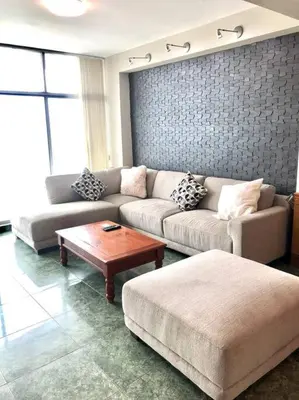 Zona de estar de Sexto piso y vista al mar