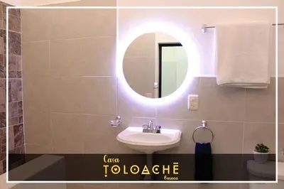 Un baño de CASA TOLOACHE