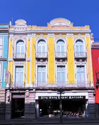 Edificio en el que se encuentra el hotel