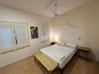 Cama o camas de una habitación en la punta surf house 2