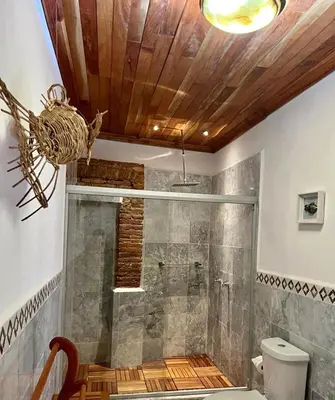 Un baño de Hotel La Casa de las Sirenas