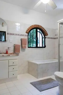 Un baño de Quinta Taboo
