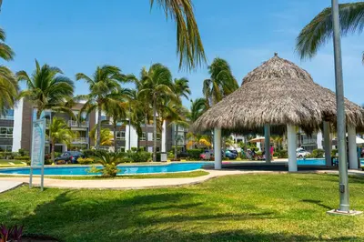 Piscina en o cerca de Beautiful Apartment in Dream Acapulco Diamante
