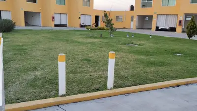 Jardín al aire libre en Hotel Villa Esmeralda