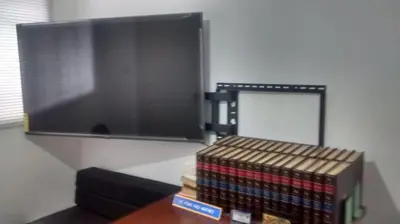 Una televisión o centro de entretenimiento en A 5 minutos GNP Hostal Foro Sol Palacio Deportes Aeropuerto A PET FRIENDLY se aceptan mascotas bajo peticion