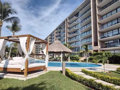 Piscina en o cerca de Altamar. Lugar perfecto para ser diamante