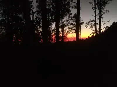 Amanecer o atardecer desde el chalet de montaña o alrededores