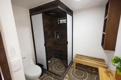 Un baño de El descanso casa-hotel zacatlán.