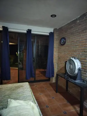 Cama o camas de una habitación en La Casa del Kiosco Azul Independiente Alberca Mascotas Gran Jardín