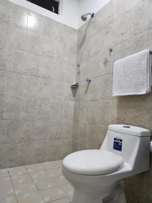 Un baño de Huitzilin Hostal