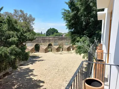Jardín al aire libre en Santa Cecilia Hotel
