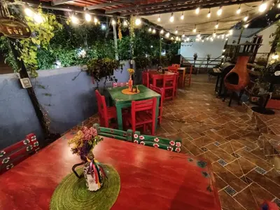 Un restaurante o sitio para comer en Posada Casa Mexicana Jamaica