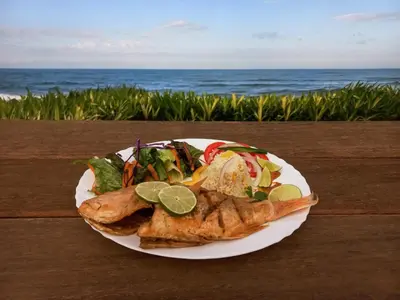 Comida en o cerca de este hotel