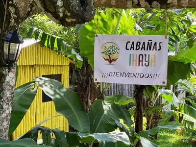 Certificado, premio, señal o documento que está expuesto en Cabañas Ixaya