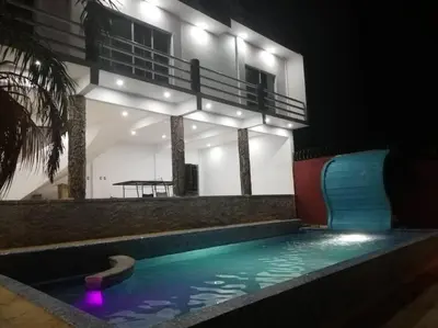 Piscina en o cerca de Blessed Rest Home Teques
