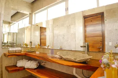 Un baño de Muúnek Hotel Boutique Art & Spa, adults only