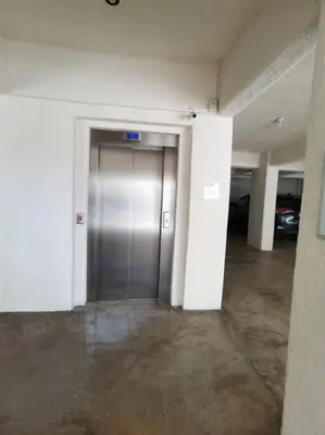 Plano de Hermoso departamento con alberca