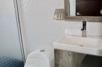 Un baño de Hotel ESTRELLA