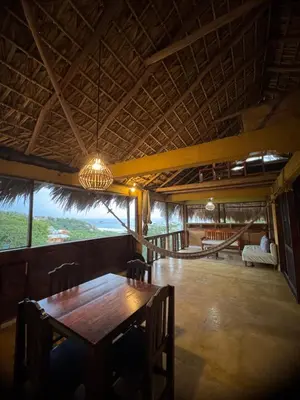 Plano de Cabaña con vista al mar y wifi Starlink en San Agustinillo