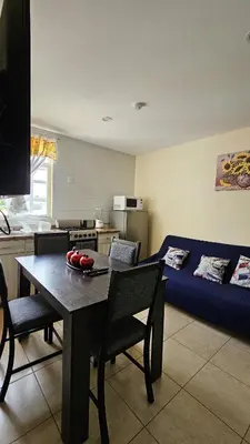 Zona de estar de Sensity Home Departamento 4, Confortable y céntrico todos los servicios