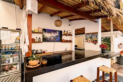 Una cocina o zona de cocina en Punta Kai Hotel & Hostal