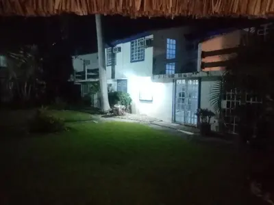 Jardín al aire libre en Casa en la zona de Acapulco diamante