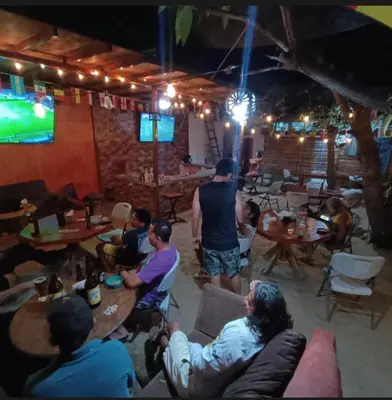 Clientes alojados en HOSTEL CAFE EL PESCADOR